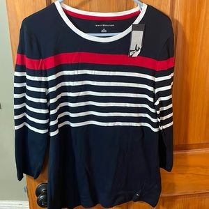 Woman’s Tommy Hilfiger knit top